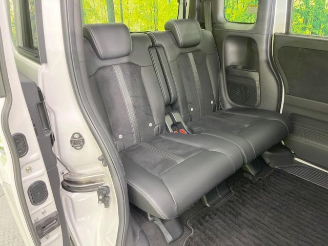 HONDA N BOX CUSTOM 2022