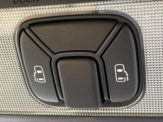 TOYOTA ESTIMA HYBRID 4WD 2017