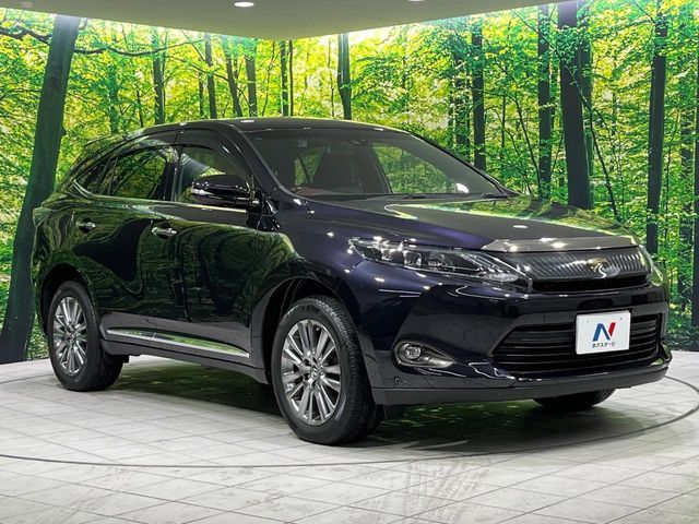 TOYOTA HARRIER 4WD 2015