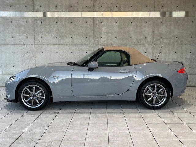MAZDA ROADSTER 2024