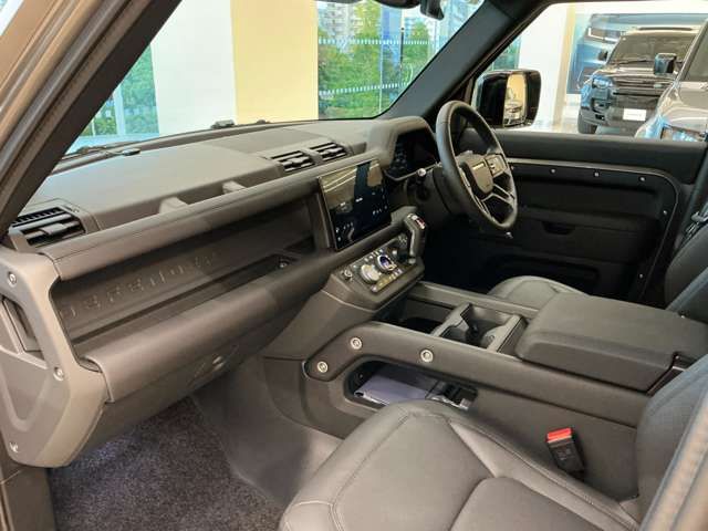 ROVER ROVER DEFENDER 2025