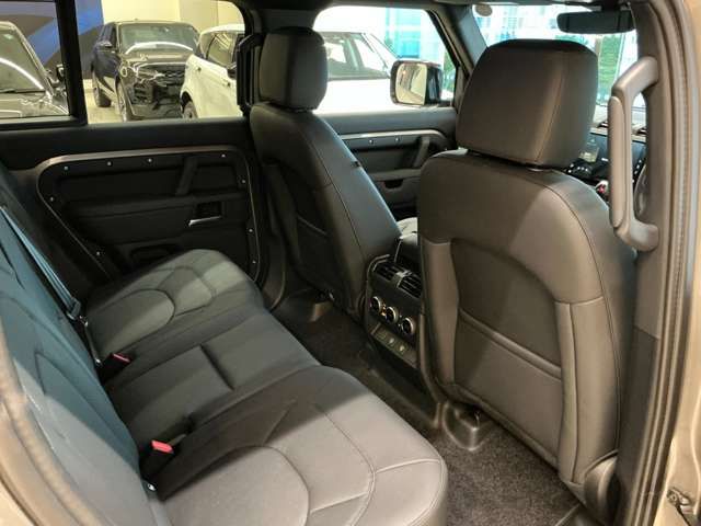 ROVER ROVER DEFENDER 2025