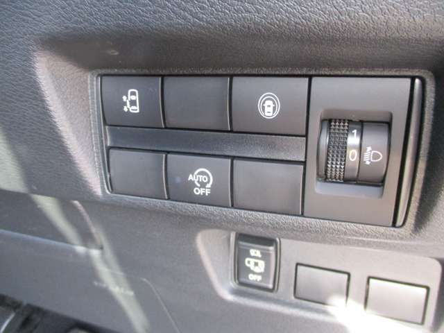 NISSAN ROOX 4WD 2021