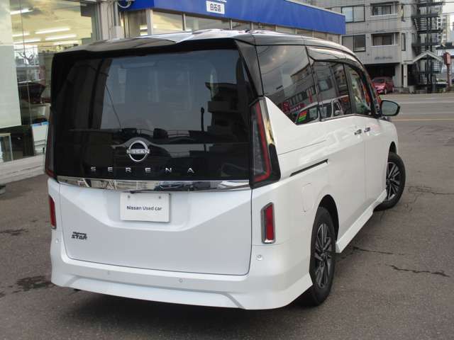 NISSAN SERENA  WG 4WD 2023