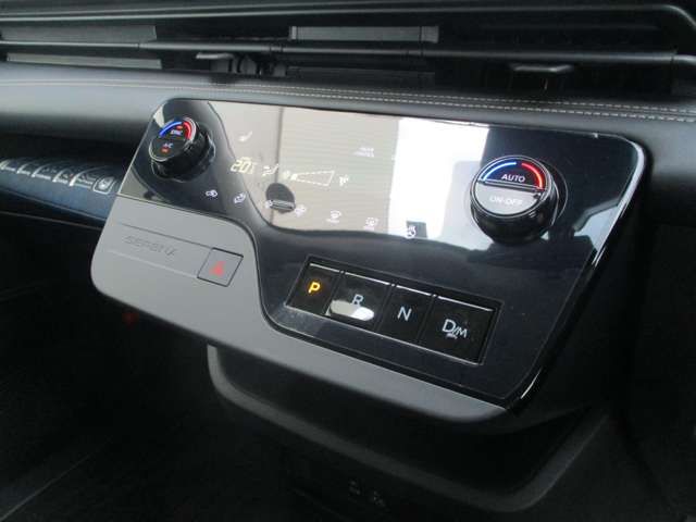 NISSAN SERENA  WG 4WD 2023