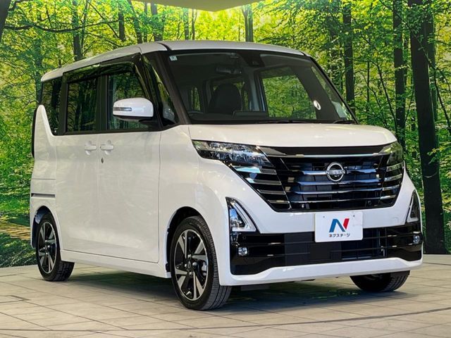 NISSAN ROOX 2024
