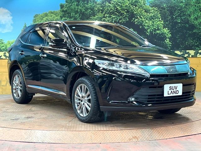 TOYOTA HARRIER 2WD 2017