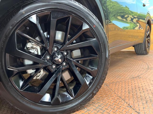 MITSUBISHI OUTLANDER PHEV 2023