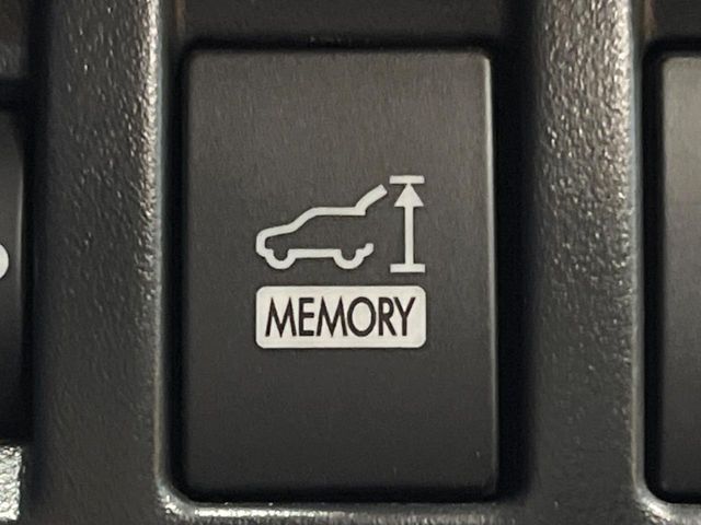 SUBARU FORESTER 2023