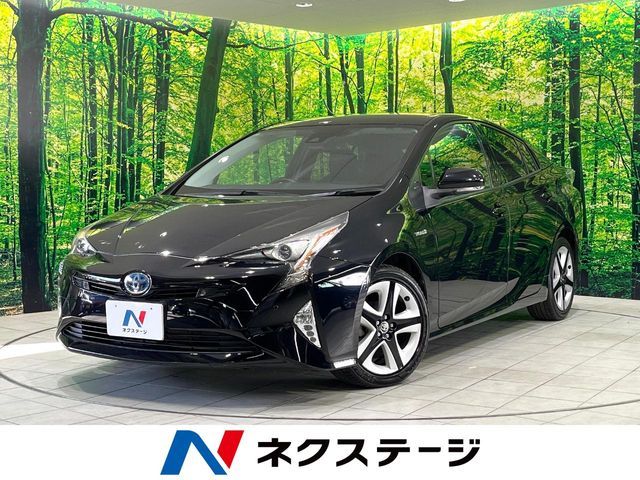 TOYOTA PRIUS 2017