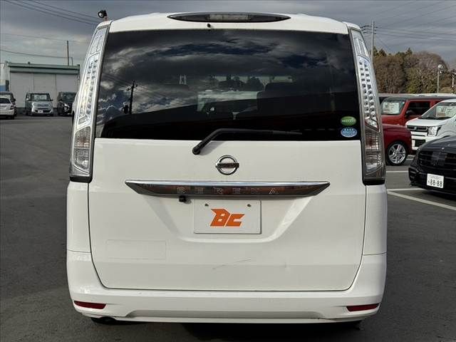 NISSAN SERENA  WG 2014