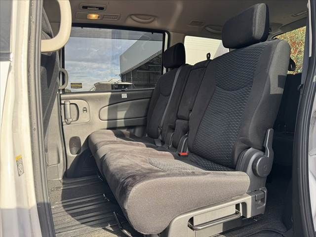 NISSAN SERENA  WG 2014