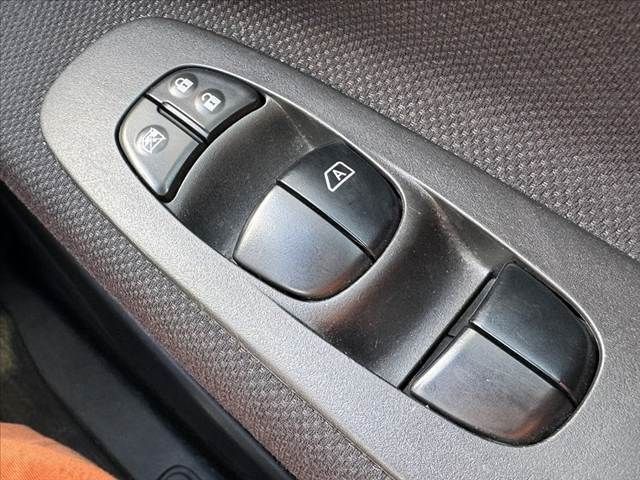 NISSAN SERENA  WG 2014