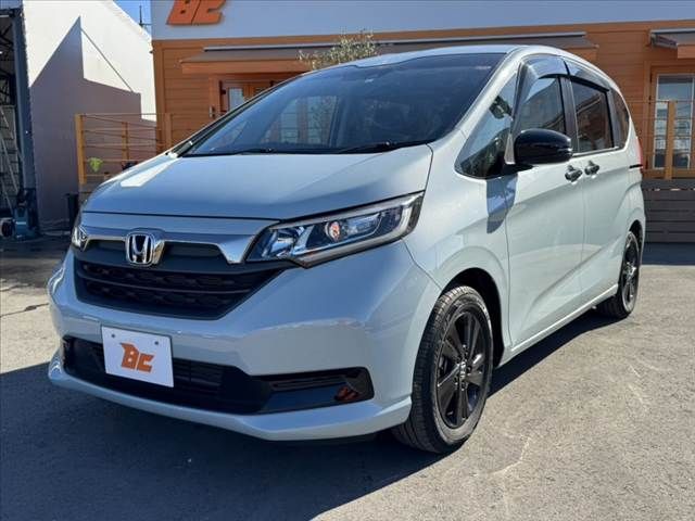 HONDA FREED 2023