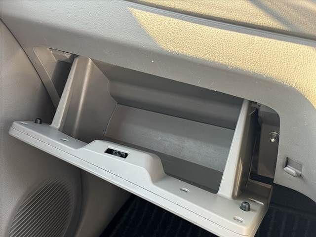 DAIHATSU MIRA e:S 2016