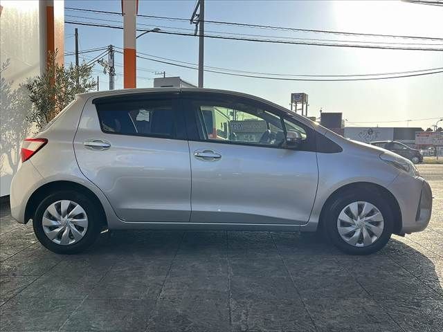 TOYOTA VITZ 2018