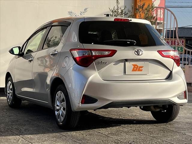 TOYOTA VITZ 2018