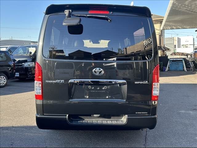 TOYOTA HIACE van 2WD 2019