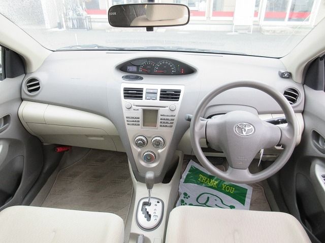 TOYOTA BELTA 2010