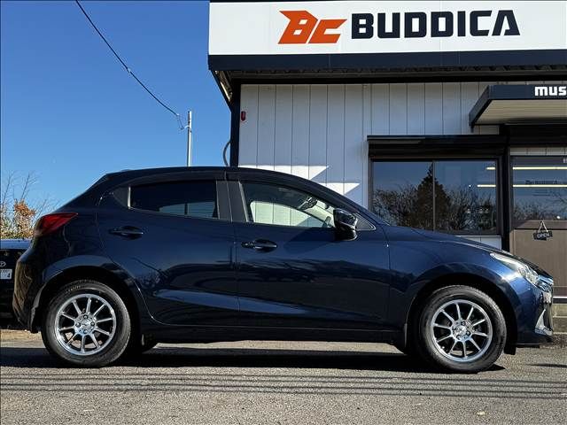 MAZDA DEMIO 4WD 2015