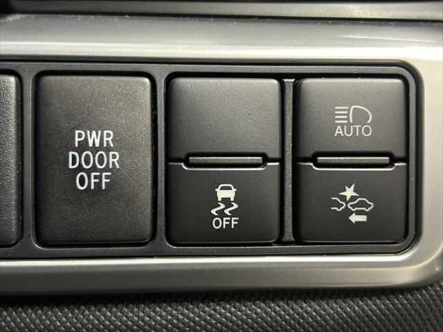 TOYOTA ESTIMA HYBRID 4WD 2016