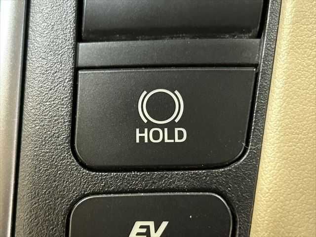 TOYOTA ALPHARD hybrid 4WD 2015