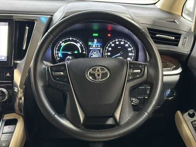 TOYOTA ALPHARD hybrid 4WD 2015