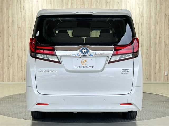 TOYOTA ALPHARD hybrid 4WD 2015