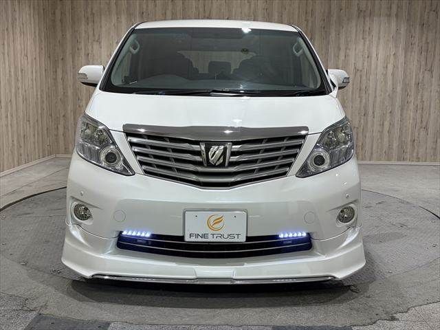 TOYOTA ALPHARD 2008