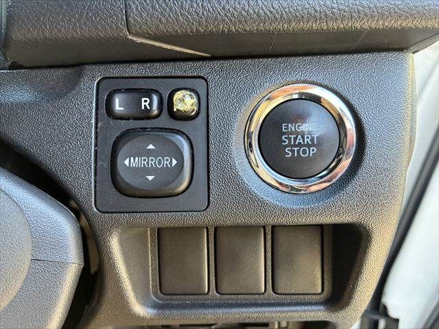 TOYOTA HIACE van 2WD 2018