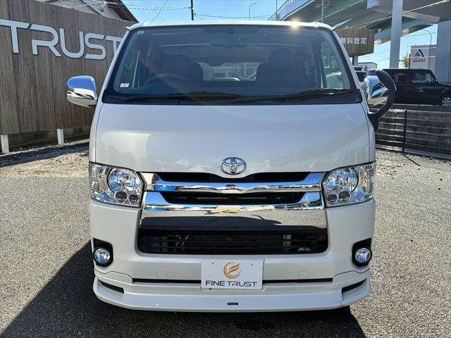TOYOTA HIACE van 2WD 2018