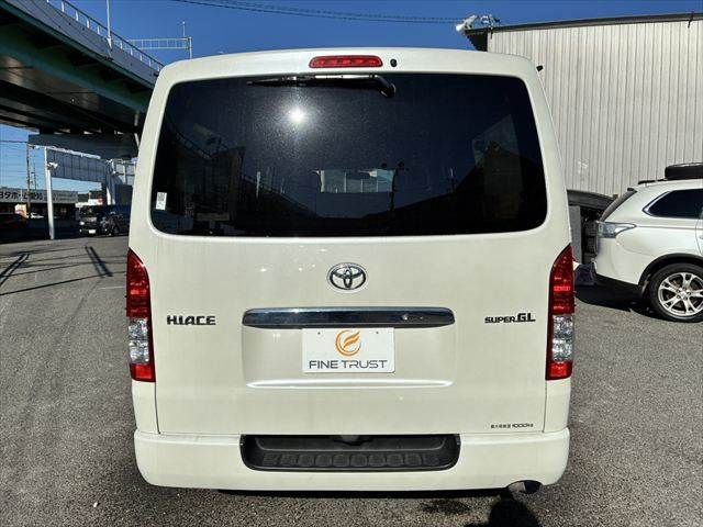 TOYOTA HIACE van 2WD 2018