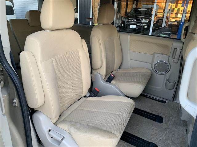 MITSUBISHI DELICA D:5 4WD 2011