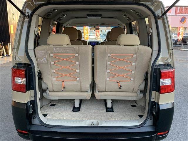 MITSUBISHI DELICA D:5 4WD 2011