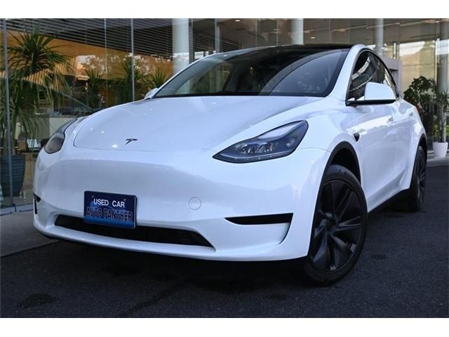 TESLA TESLA MODEL Y 2025