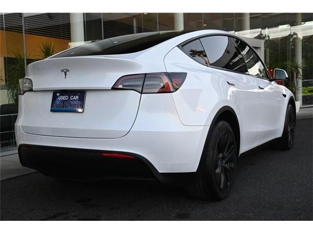 TESLA TESLA MODEL Y 2025