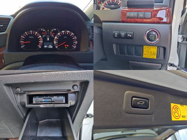 TOYOTA VELLFIRE 2011