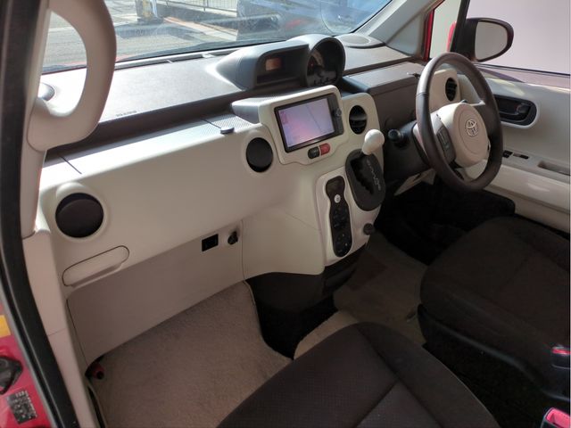 TOYOTA PORTE 2014