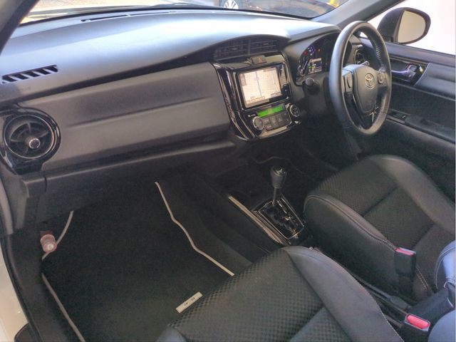 TOYOTA COROLLA FIELDER HYBRID 2015