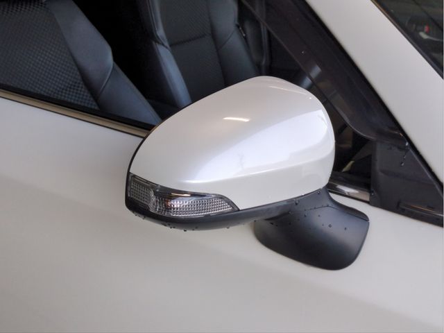 TOYOTA COROLLA FIELDER HYBRID 2015