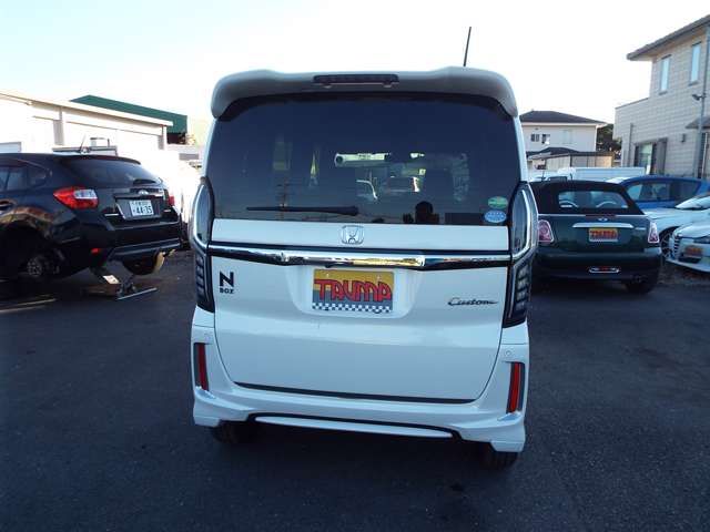 HONDA N BOX CUSTOM 2017