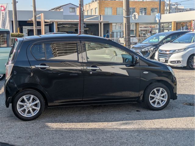 DAIHATSU MIRA e:S 2012