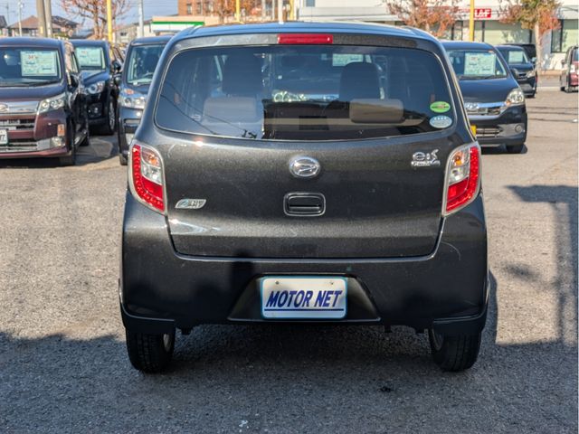 DAIHATSU MIRA e:S 2012