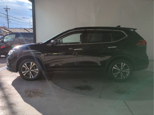 NISSAN X-TRAIL 2WD 2018