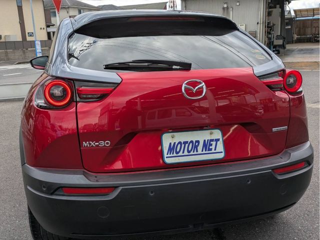 MAZDA MX-30 2020