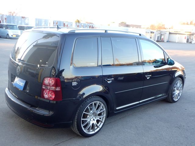 VOLKSWAGEN VOLKSWAGEN GOLF TOURAN 2010