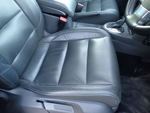 VOLKSWAGEN VOLKSWAGEN GOLF TOURAN 2010