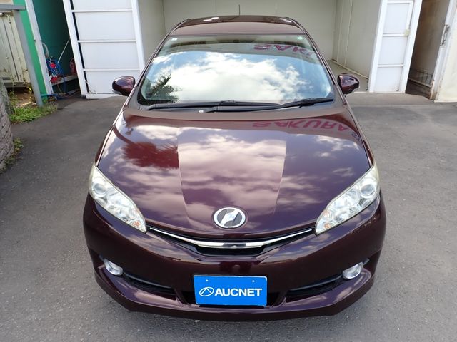 TOYOTA WISH 2015