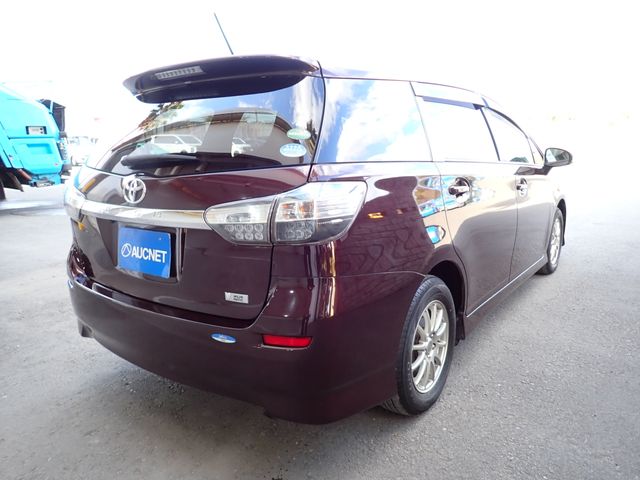TOYOTA WISH 2015