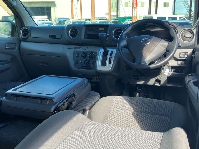 NISSAN NV350 CARAVAN 2019